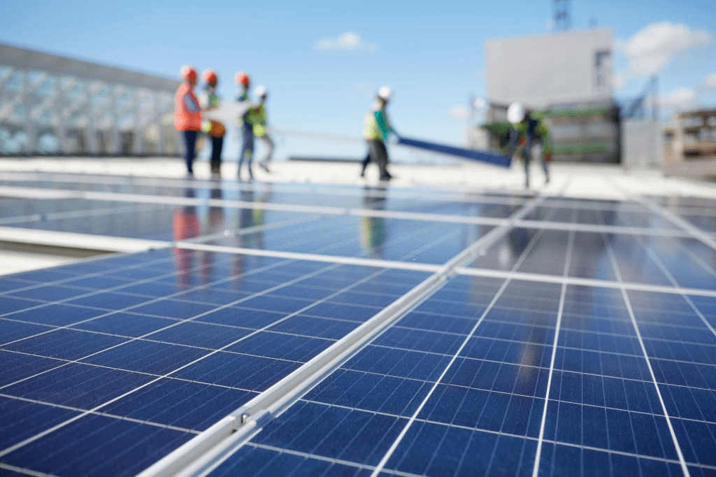 mitos de los paneles solares monitoreo de instalación - indisect